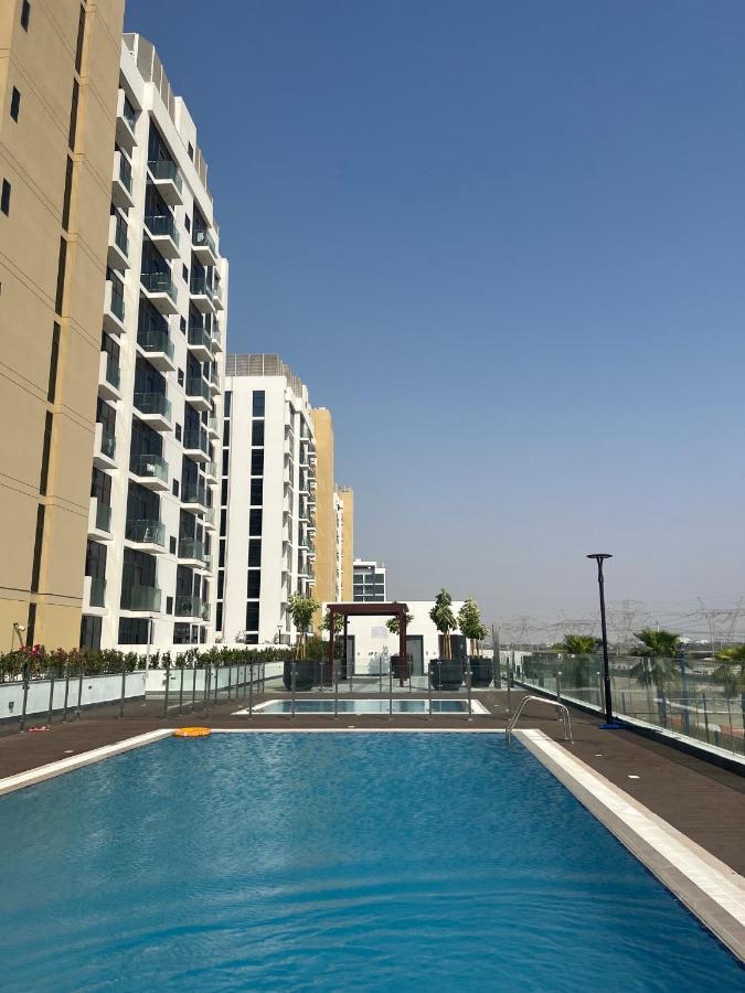 Modern Studio Center Of Дубай Экстерьер фото