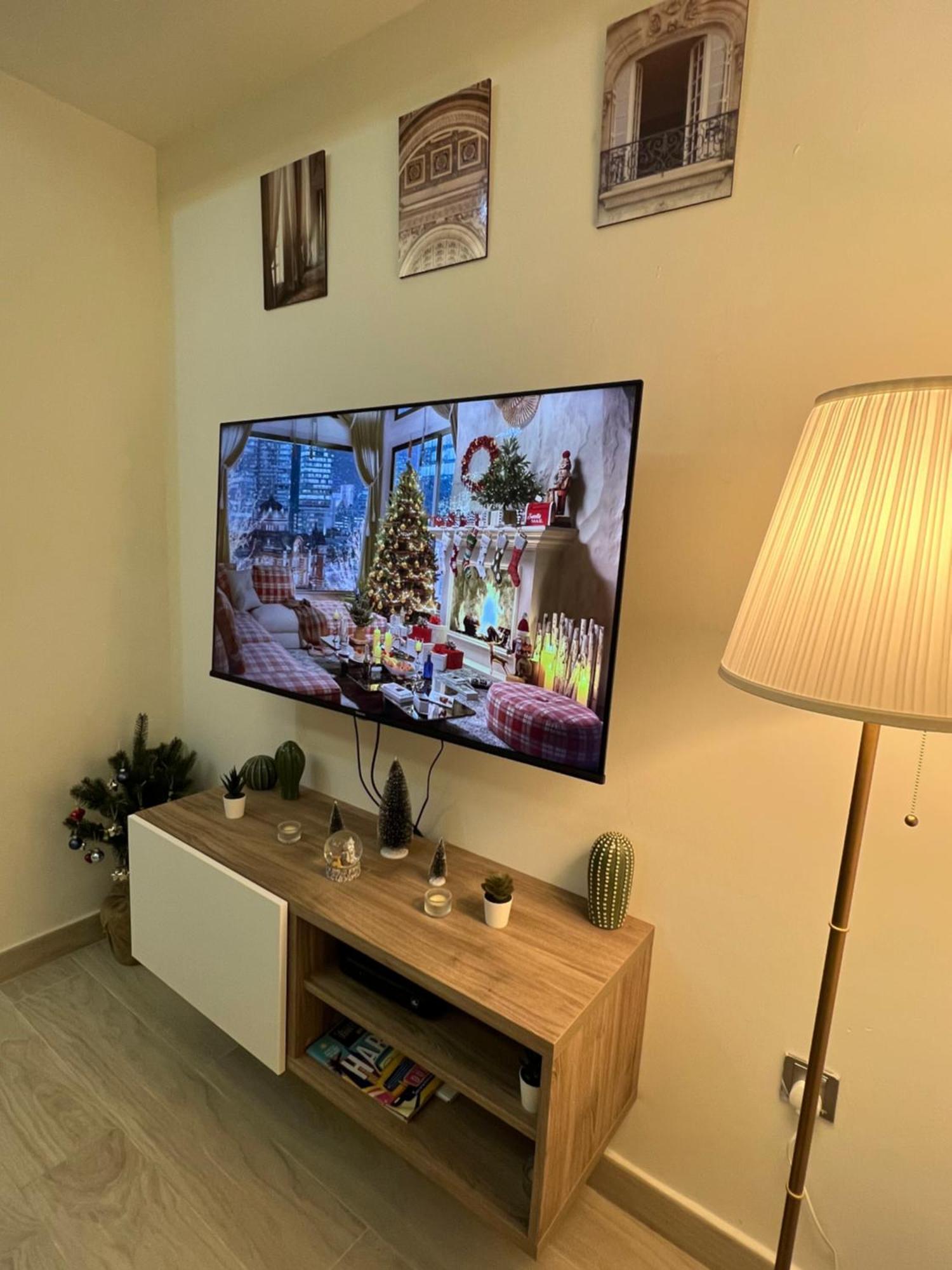 Modern Studio Center Of Дубай Экстерьер фото